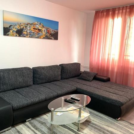 Apartament Tt10 Botanicka Трнава Екстериор снимка