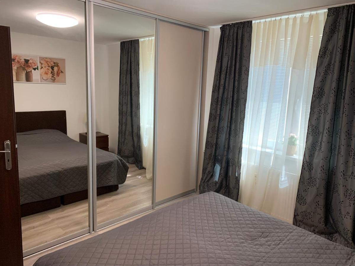 Apartament Tt10 Botanicka Трнава Екстериор снимка