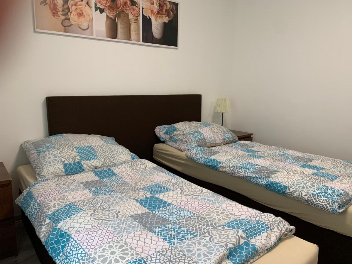 Apartament Tt10 Botanicka Трнава Екстериор снимка