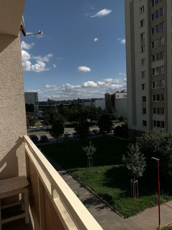 Apartament Tt10 Botanicka Трнава Екстериор снимка