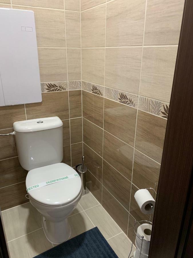 Apartament Tt10 Botanicka Трнава Екстериор снимка