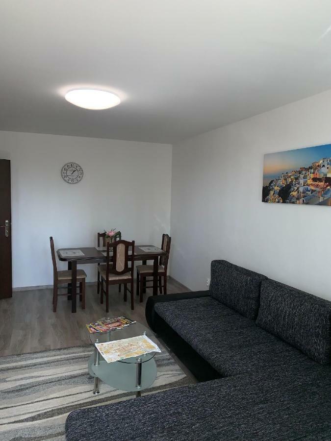Apartament Tt10 Botanicka Трнава Екстериор снимка